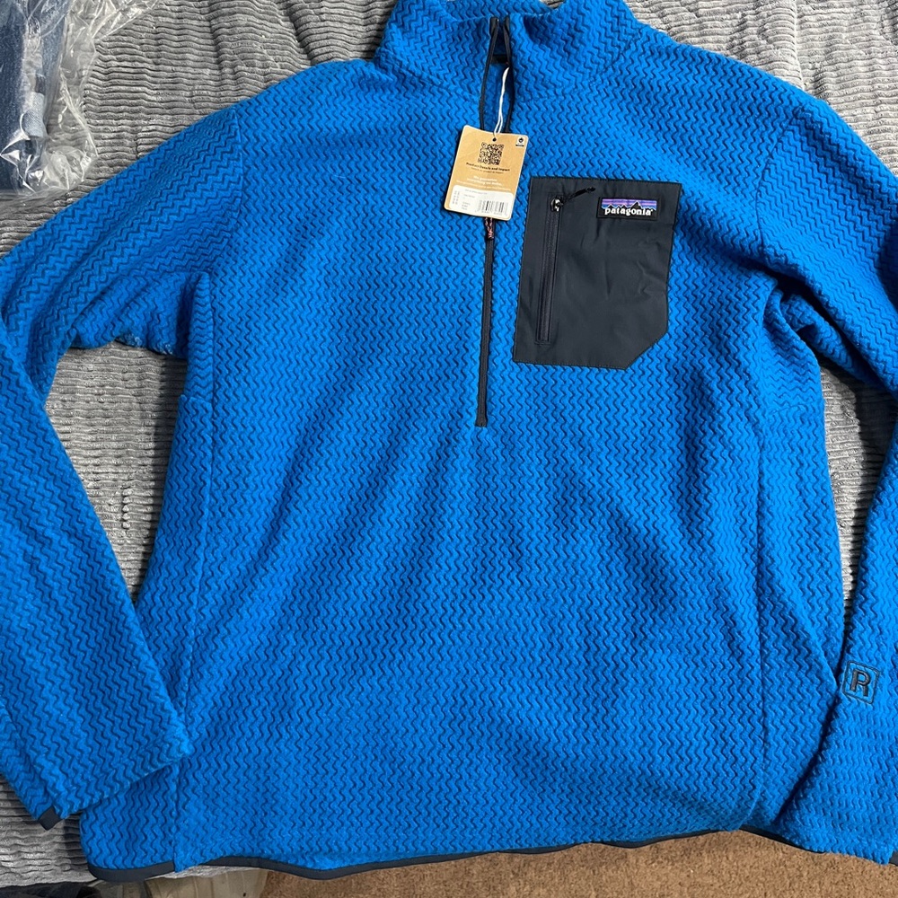 Patagonia Blue Pullover Fleece men’s Large